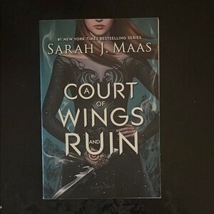 A Court of Wings and Ruin Book